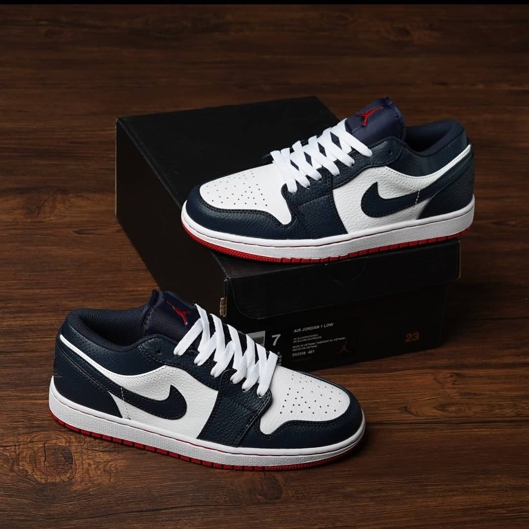 NIKE JORDAN 1 LOW - OBSIDIAN