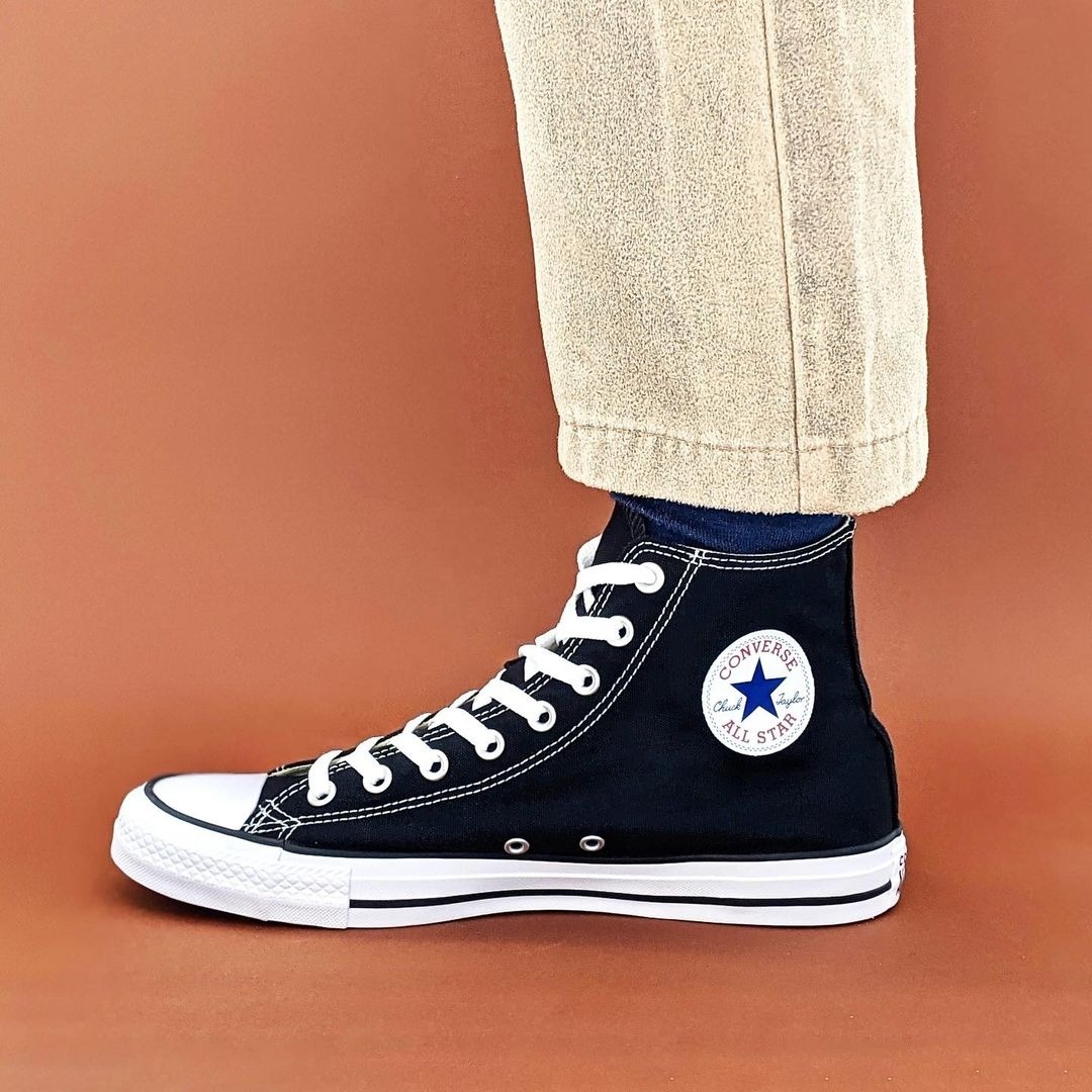 CONVERSE CHUCK TAYLOR ALL STAR HI - BLACK WHITE