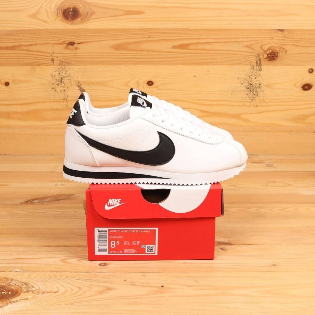 NIKE CORTEZ - WHITE BLACK