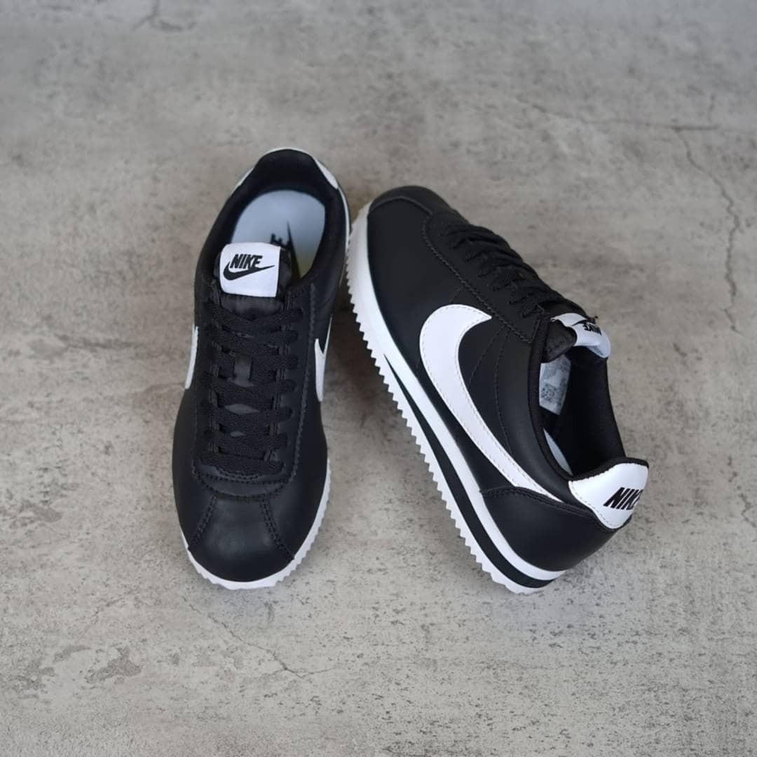 NIKE CORTEZ - BLACK WHITE