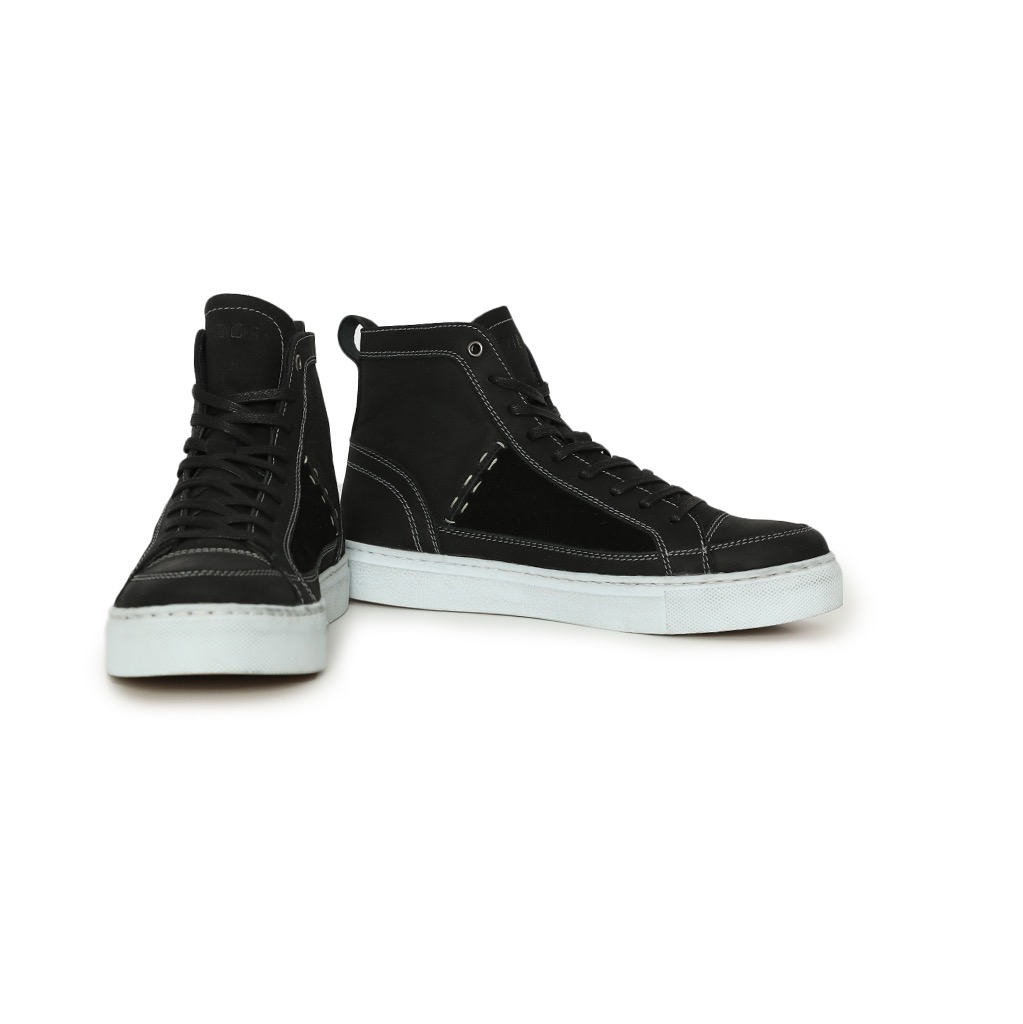 Hellios Black White