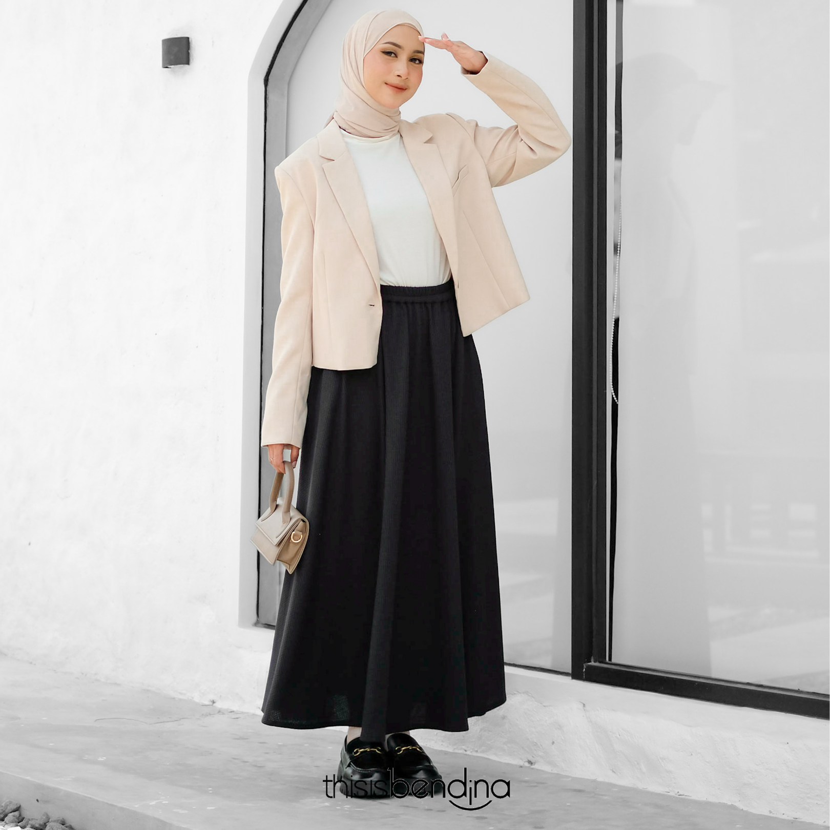 Cirle Skirt Black