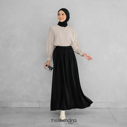 Image of KIMI Skirt Black