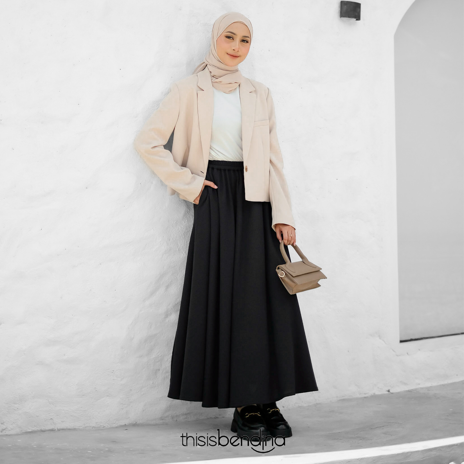 Cirle Skirt Black