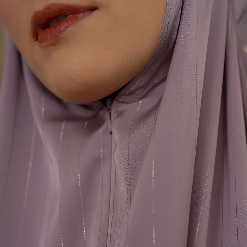 Syaina Nirvana Prayer Robe