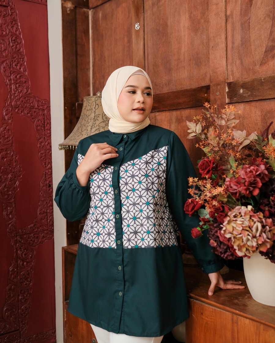 Aruna Blouse - Emerald | Atasan Blouse Bigsize Jumbo