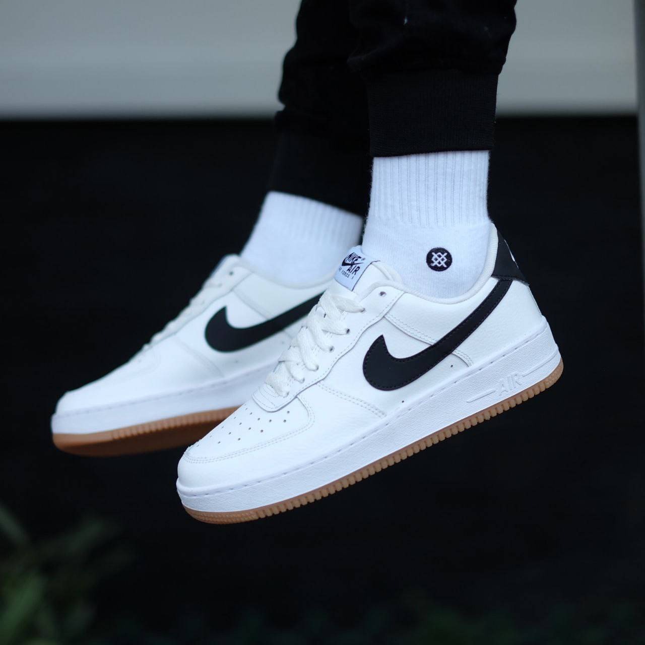 NIKE AIR FORCE 1 - OBSIDIAN GUMSOLE