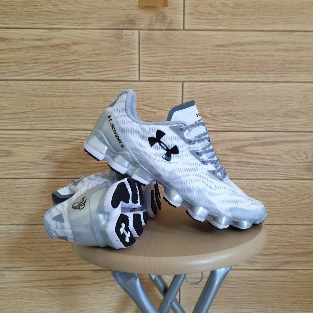 under armour scorpio 2