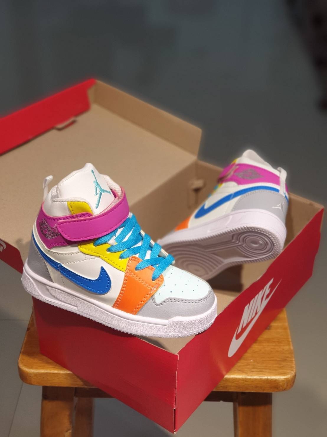 KIDS - NIKE JORDAN 1 MID WHITE MULTICOLOR