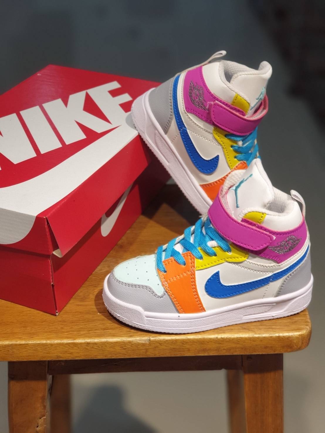 KIDS - NIKE JORDAN 1 MID WHITE MULTICOLOR