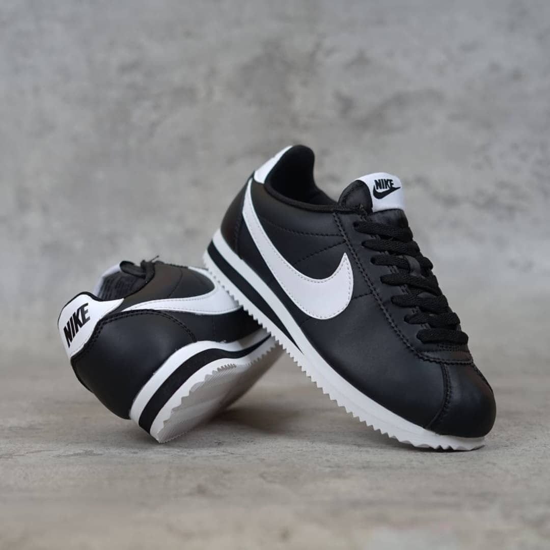 NIKE CORTEZ - BLACK WHITE