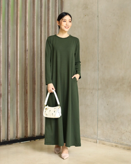 Image of BASIC LONG SLEEVE DRESS - ARMY