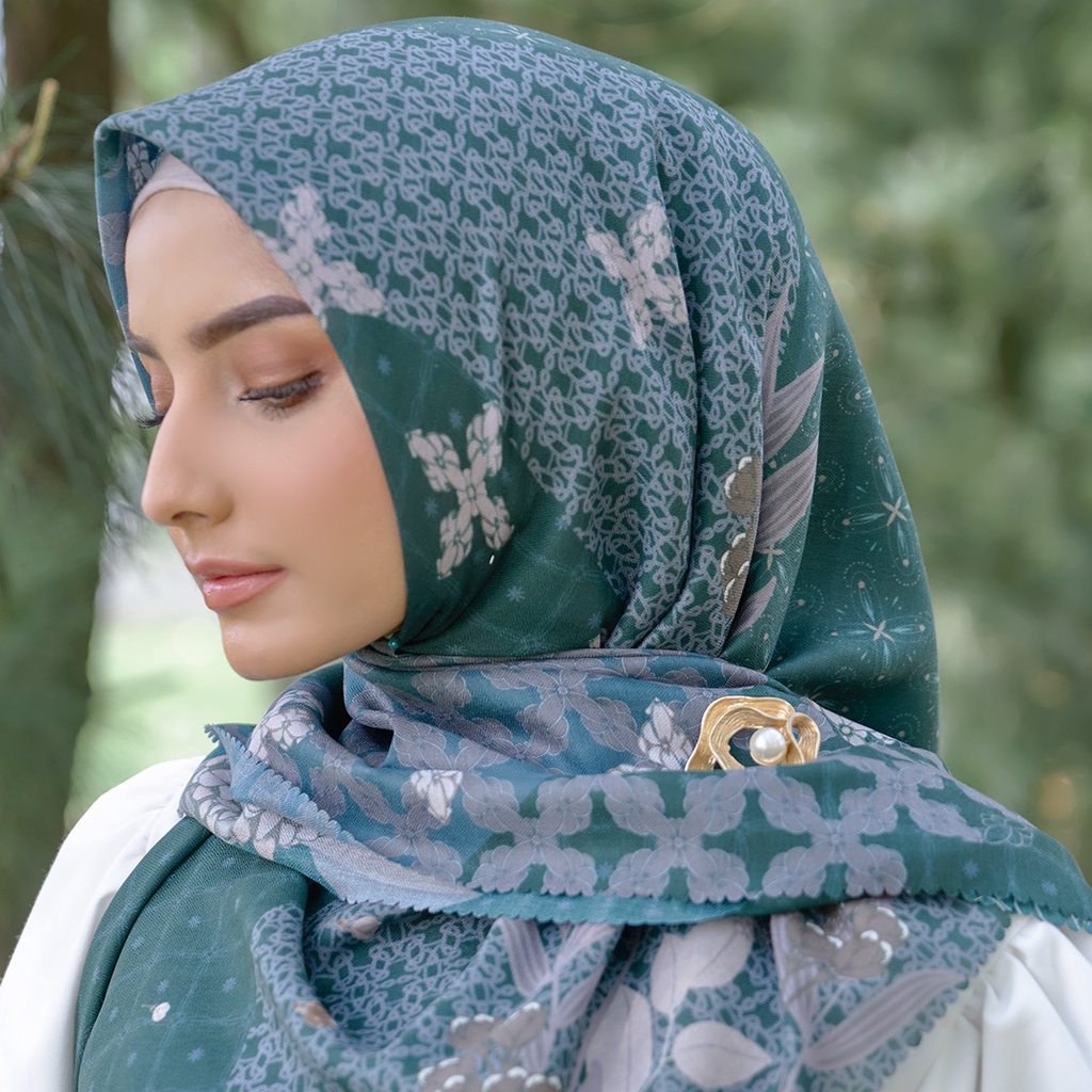 Serampai Emerald Scarf