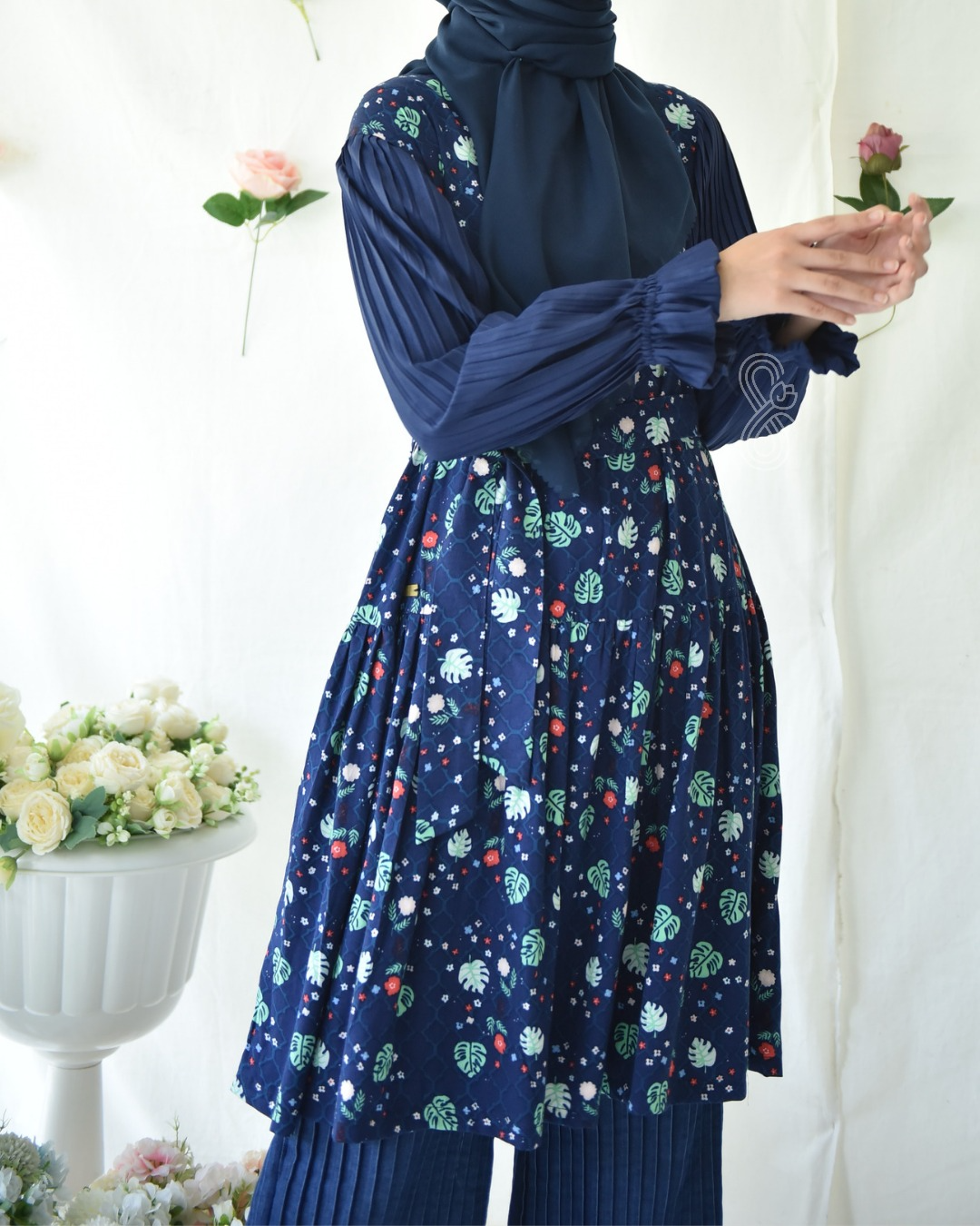 AYANA TUNIC PLISKET