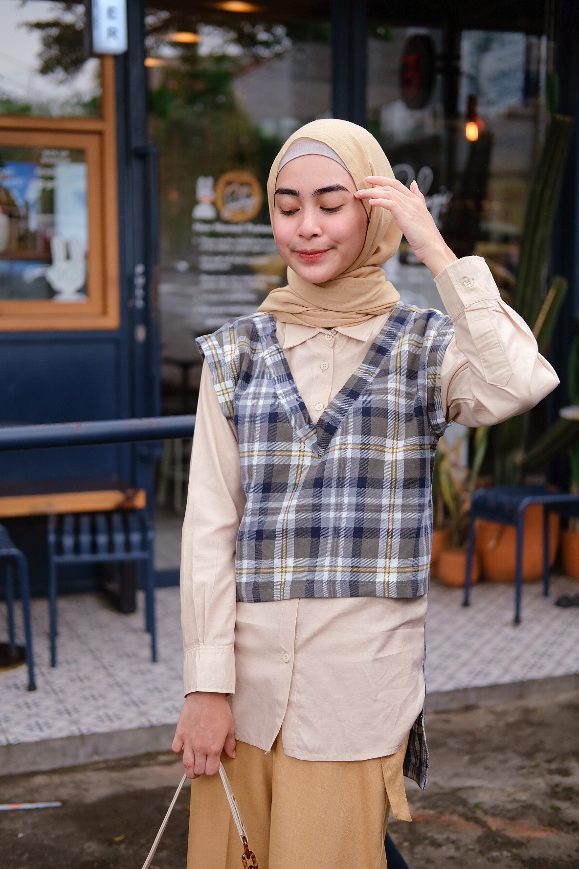 Aria Vest Shirt