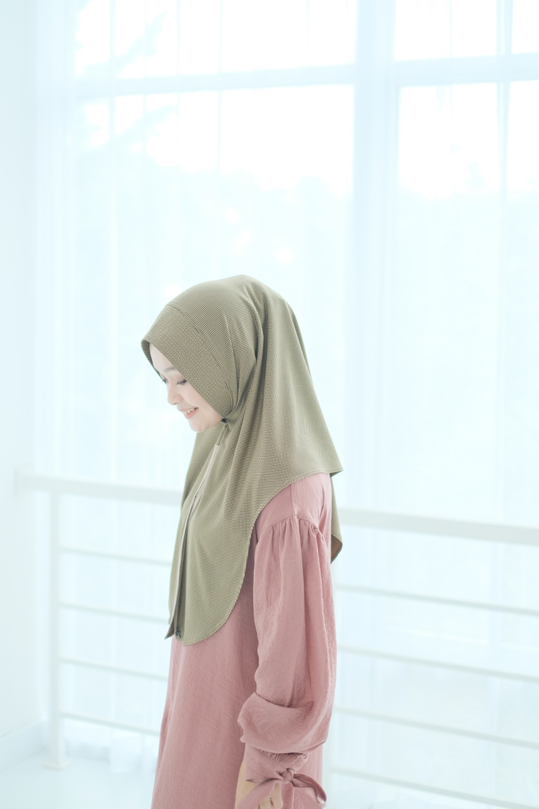 BELLA KHIMAR KNITT