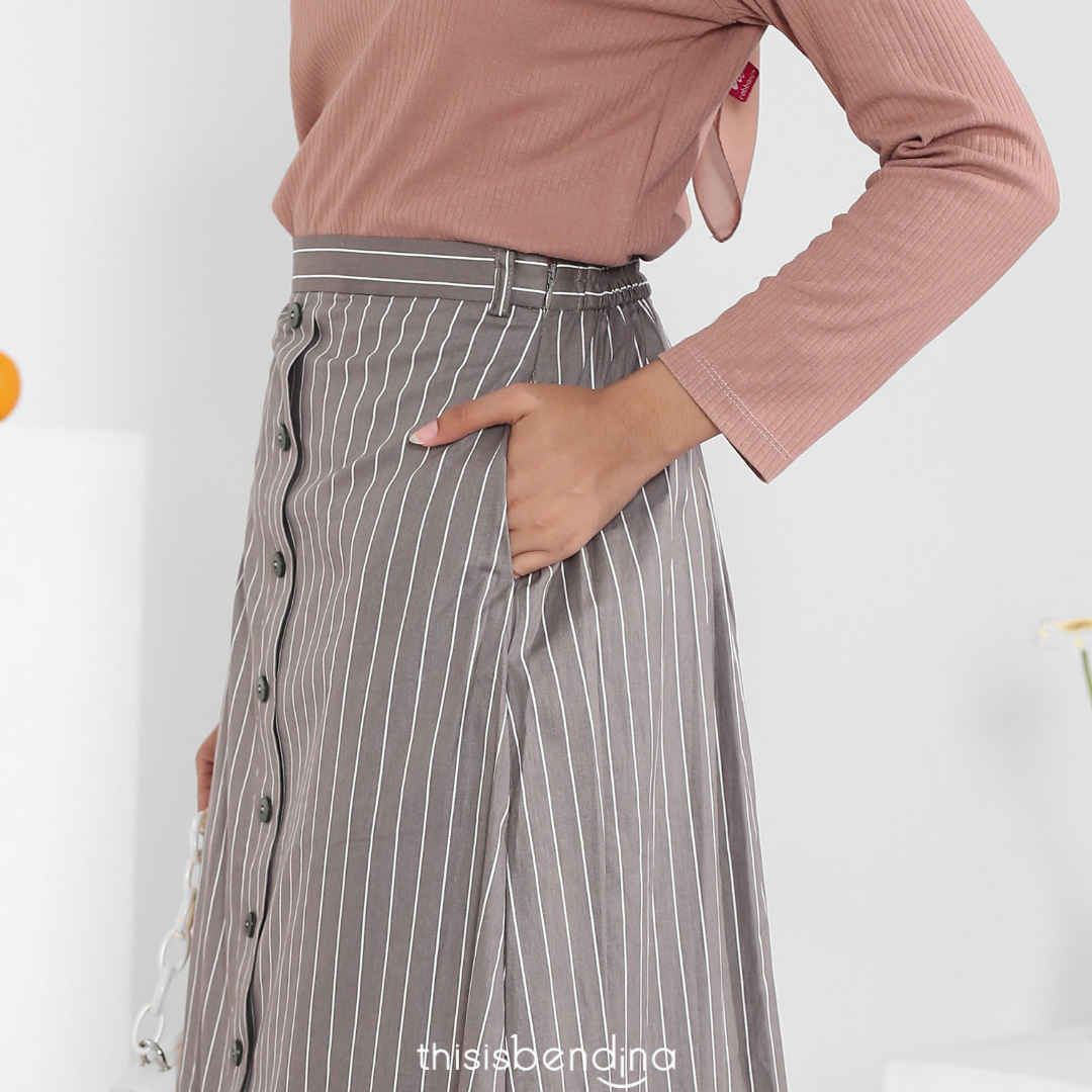 Mooi Skirt Grey