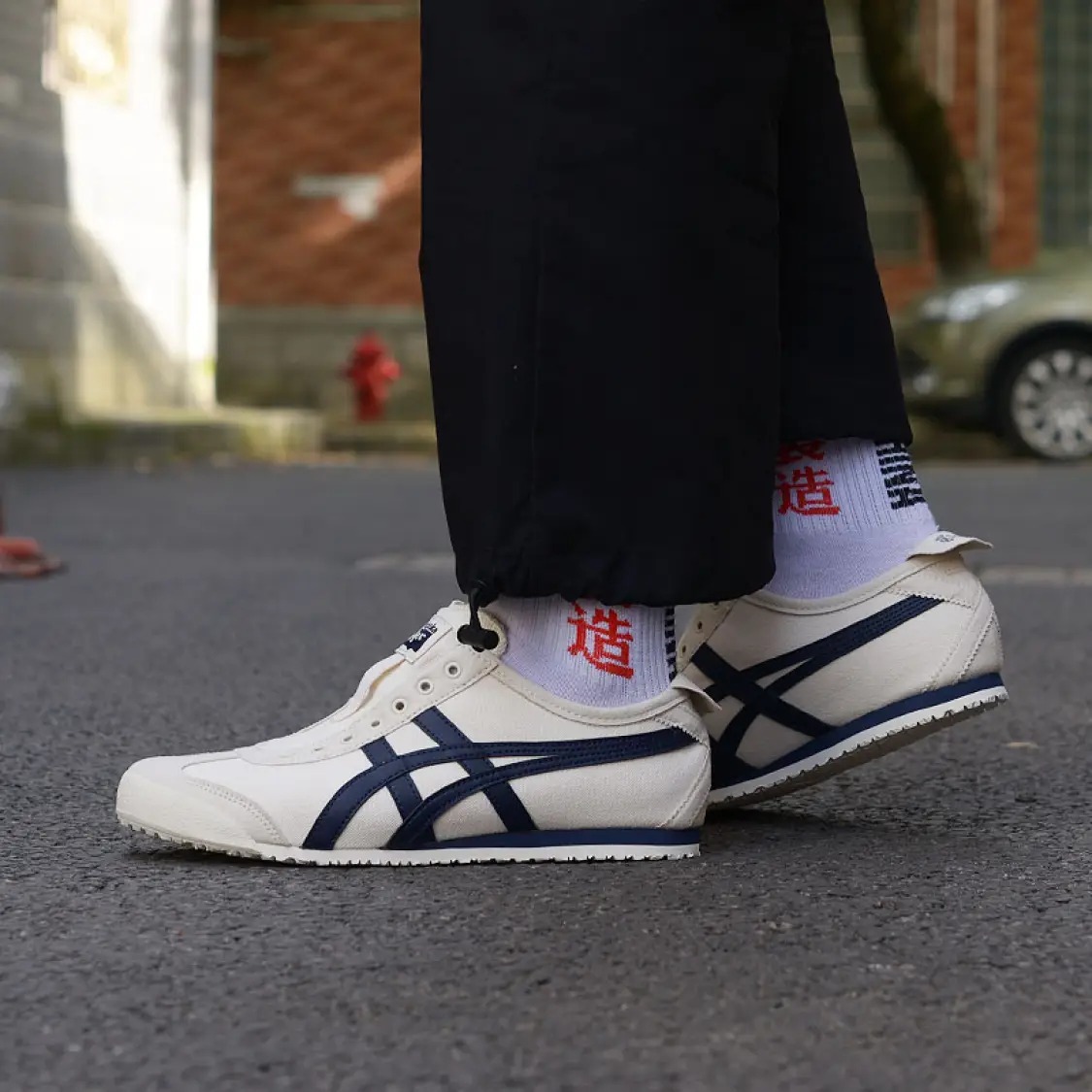 onitsuka mexico 66 slip on