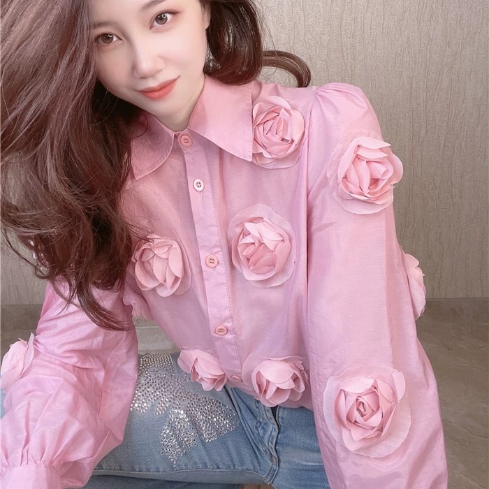 HI924 3D Rose Applique Shirt