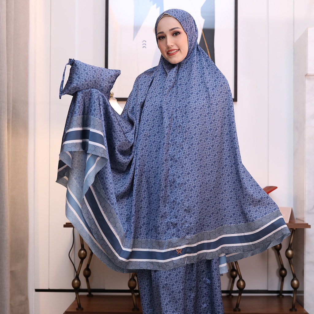The Classic Monogram Halwa X Adelia Pasha Prayer Robe - Navy