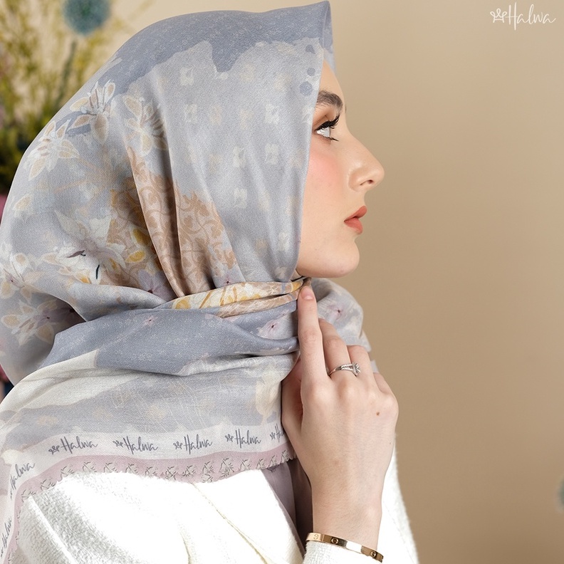 Asoka Scarf Light Grey