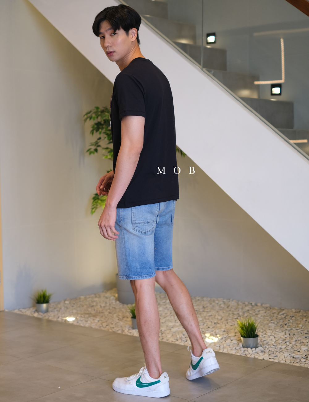 ARSST09004 Script Appliqué Graphic Tee Black (M ONLY)
