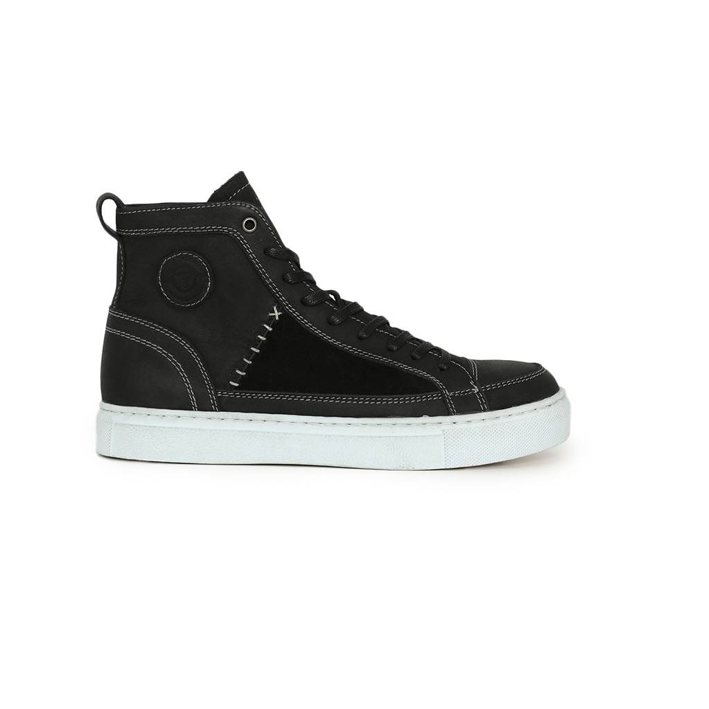 Hellios Black White