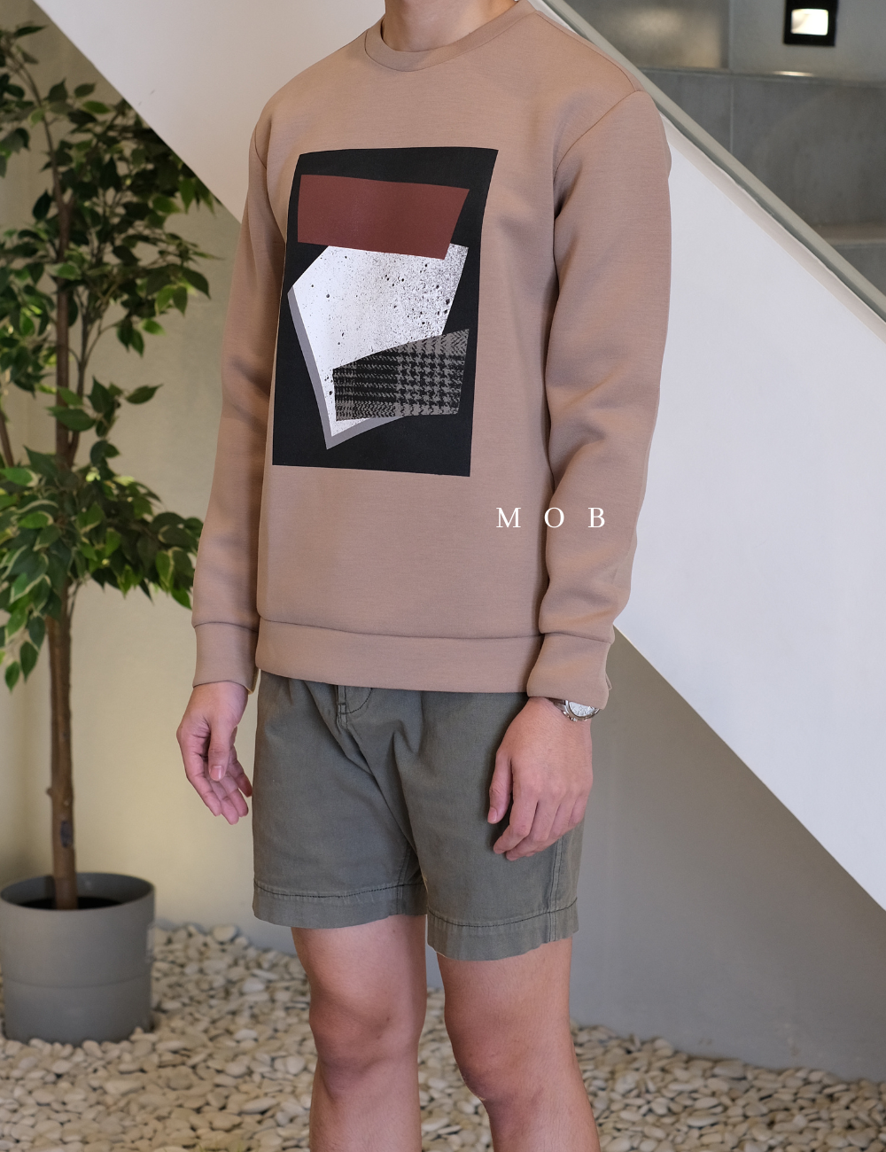 SPAOSW03001 Graphic Sweatshirt Brown (110/XL ONLY)