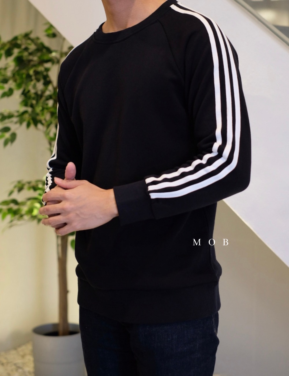 KYSW01002 Classic Coolmax 3 Stripes Sweatshirt Black