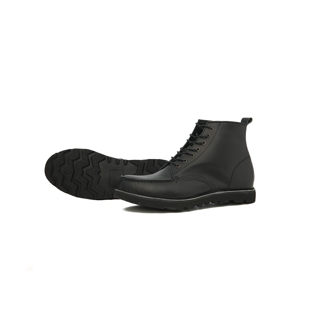 Delta Full Black