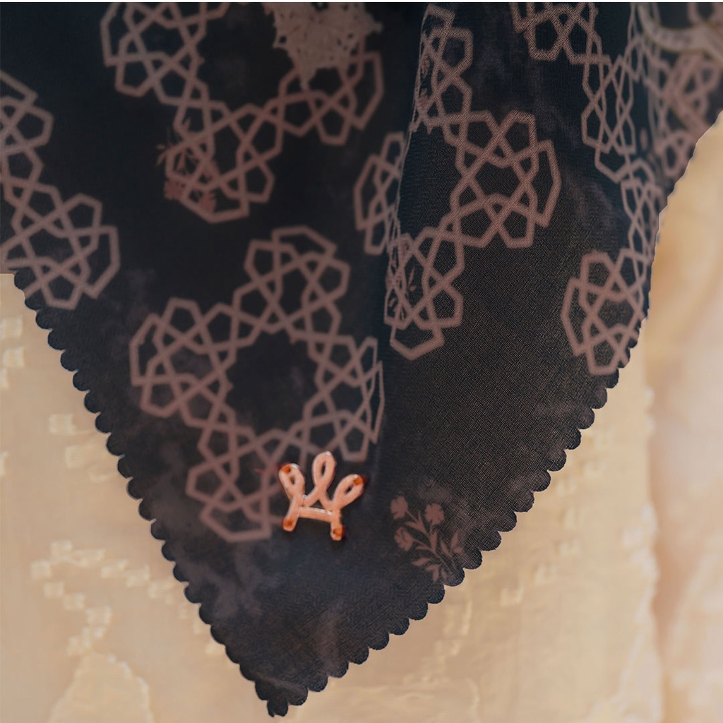 Persian Nain Black Scarf