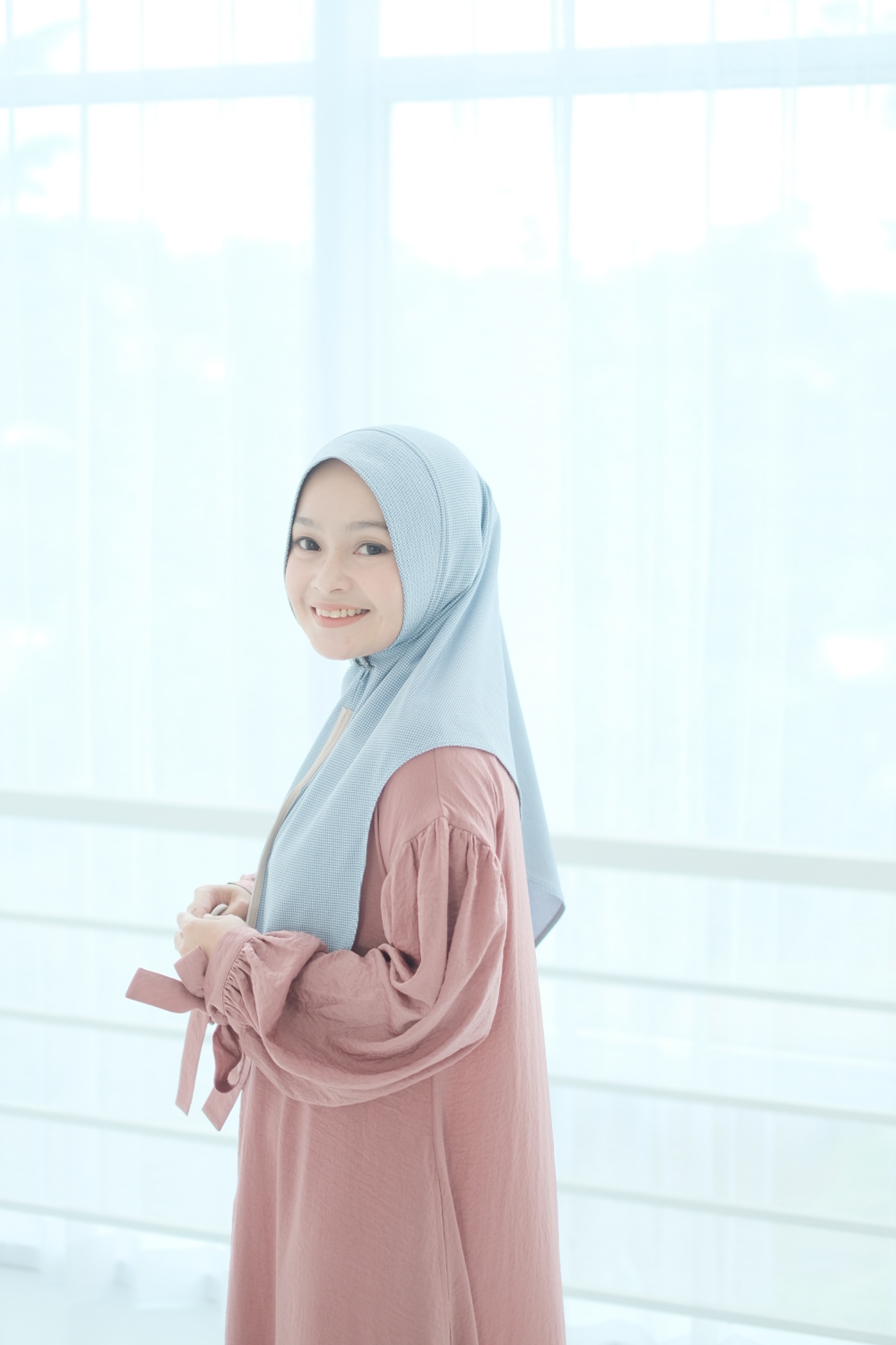 BELLA KHIMAR KNITT
