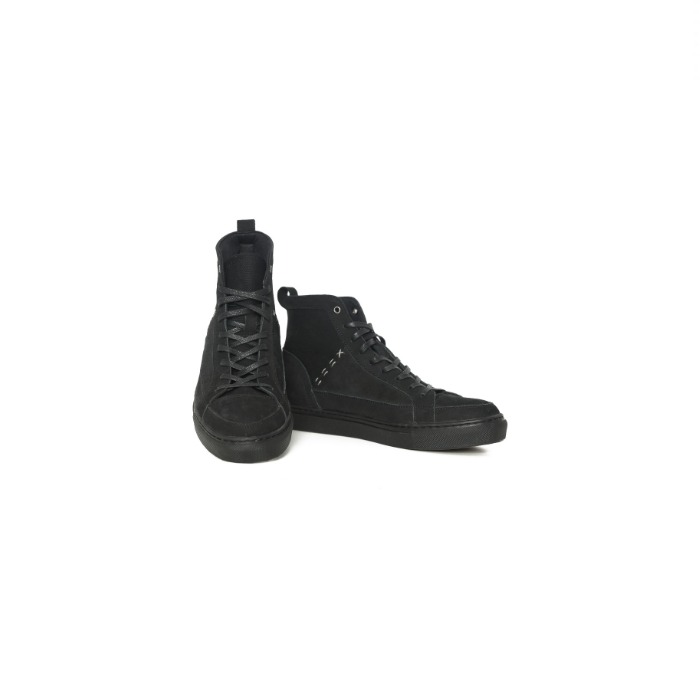 Hellios All Black