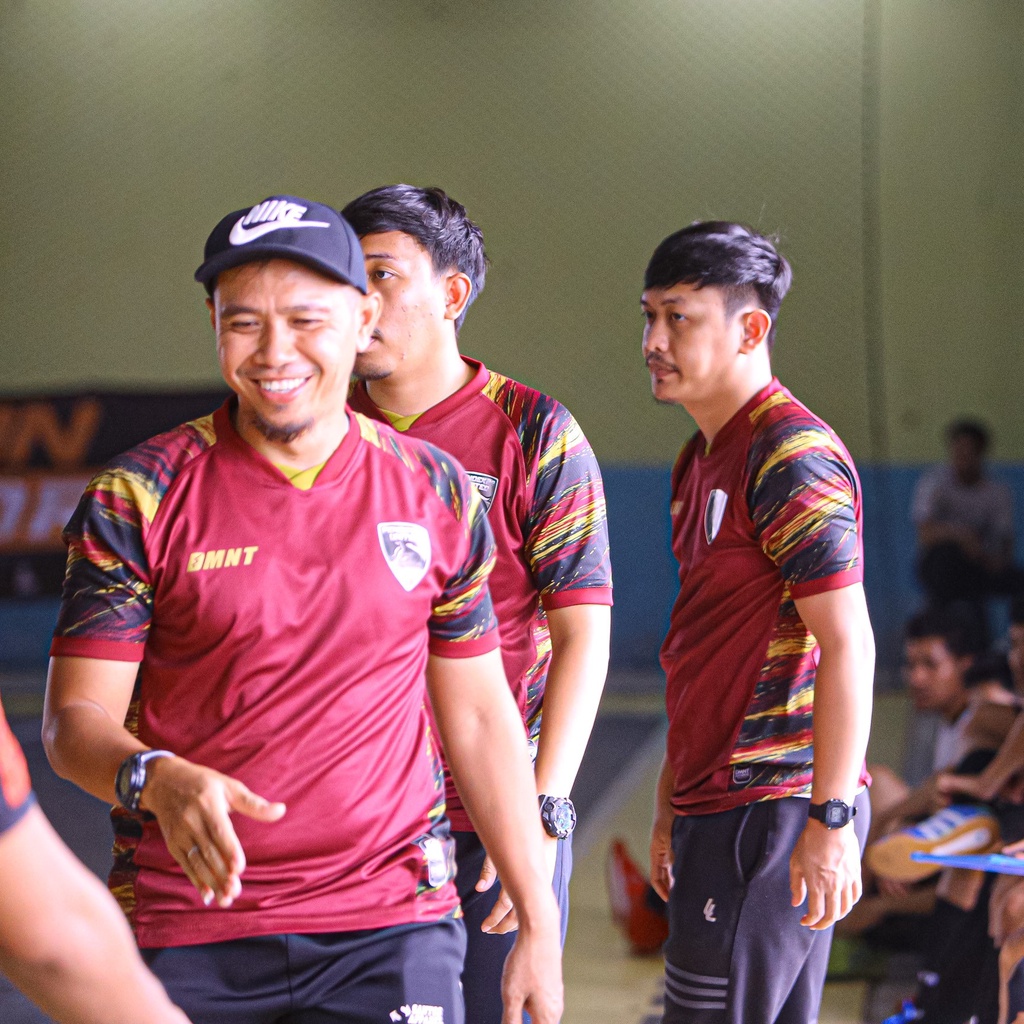 DMNT Jersey Training Kit Pendekar United Maroon