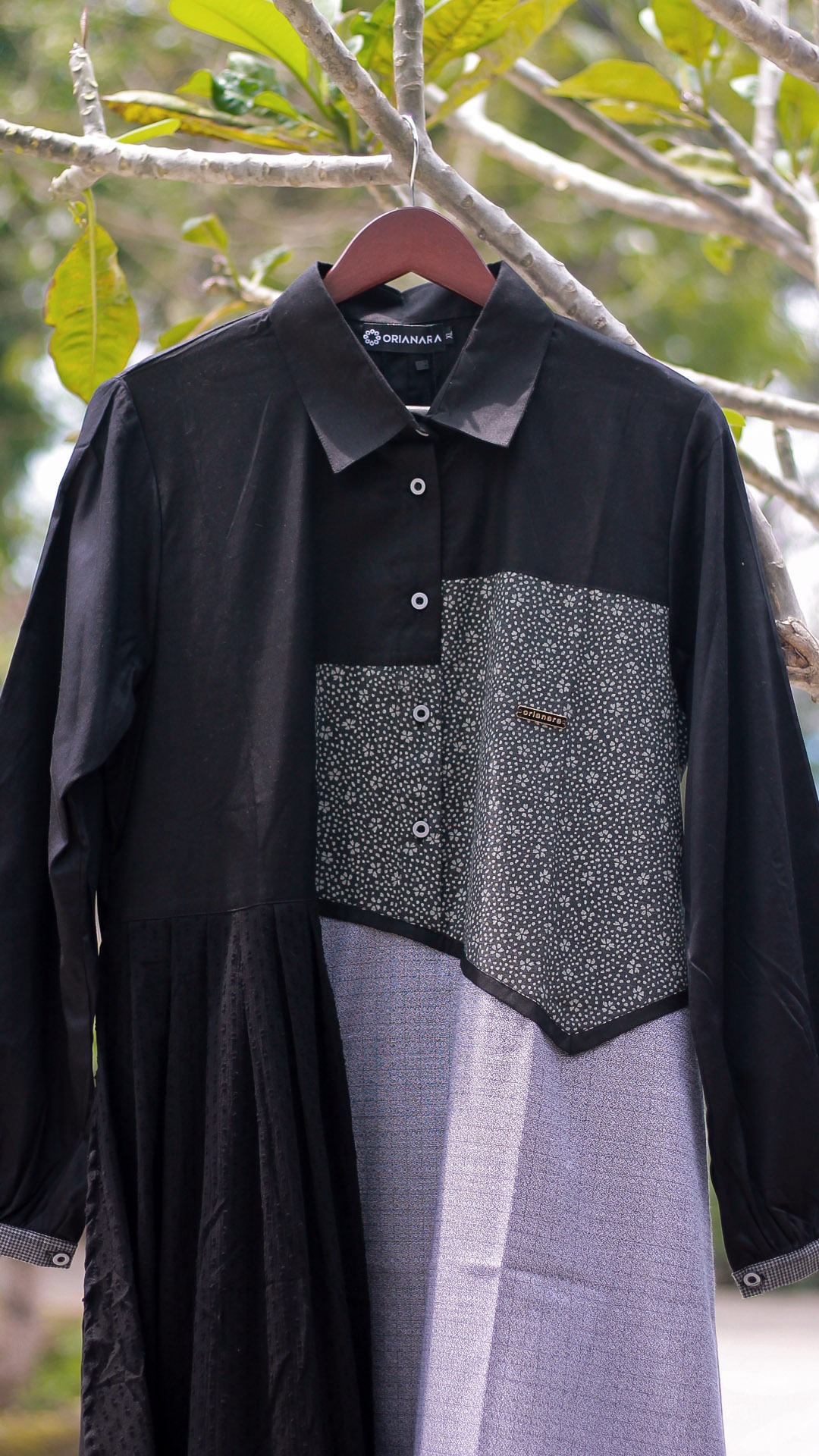 Alma Tunik - Black Bunga Kecil