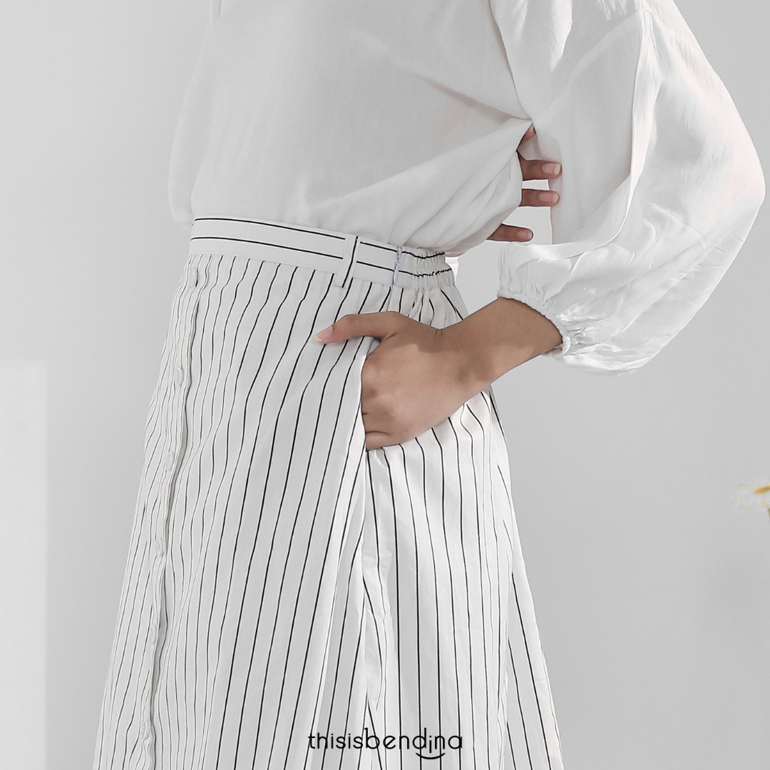 Mooi Skirt White