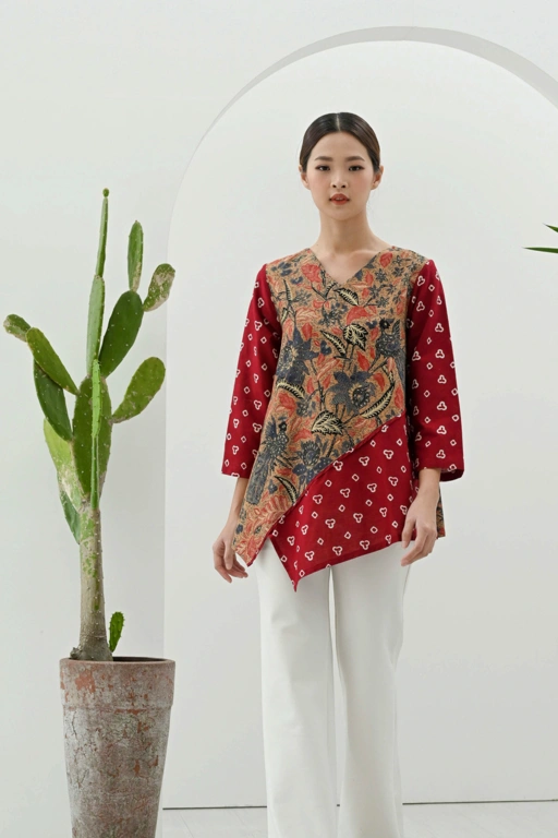 Image of Naja TOP 04