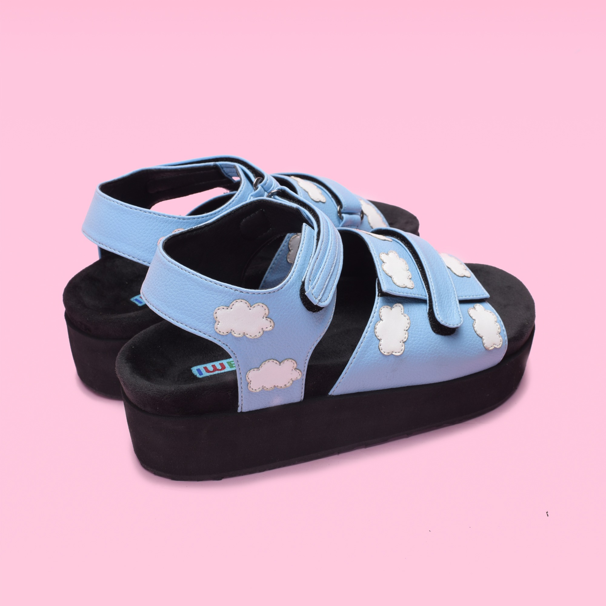 Be Cloudy (not) Sandals