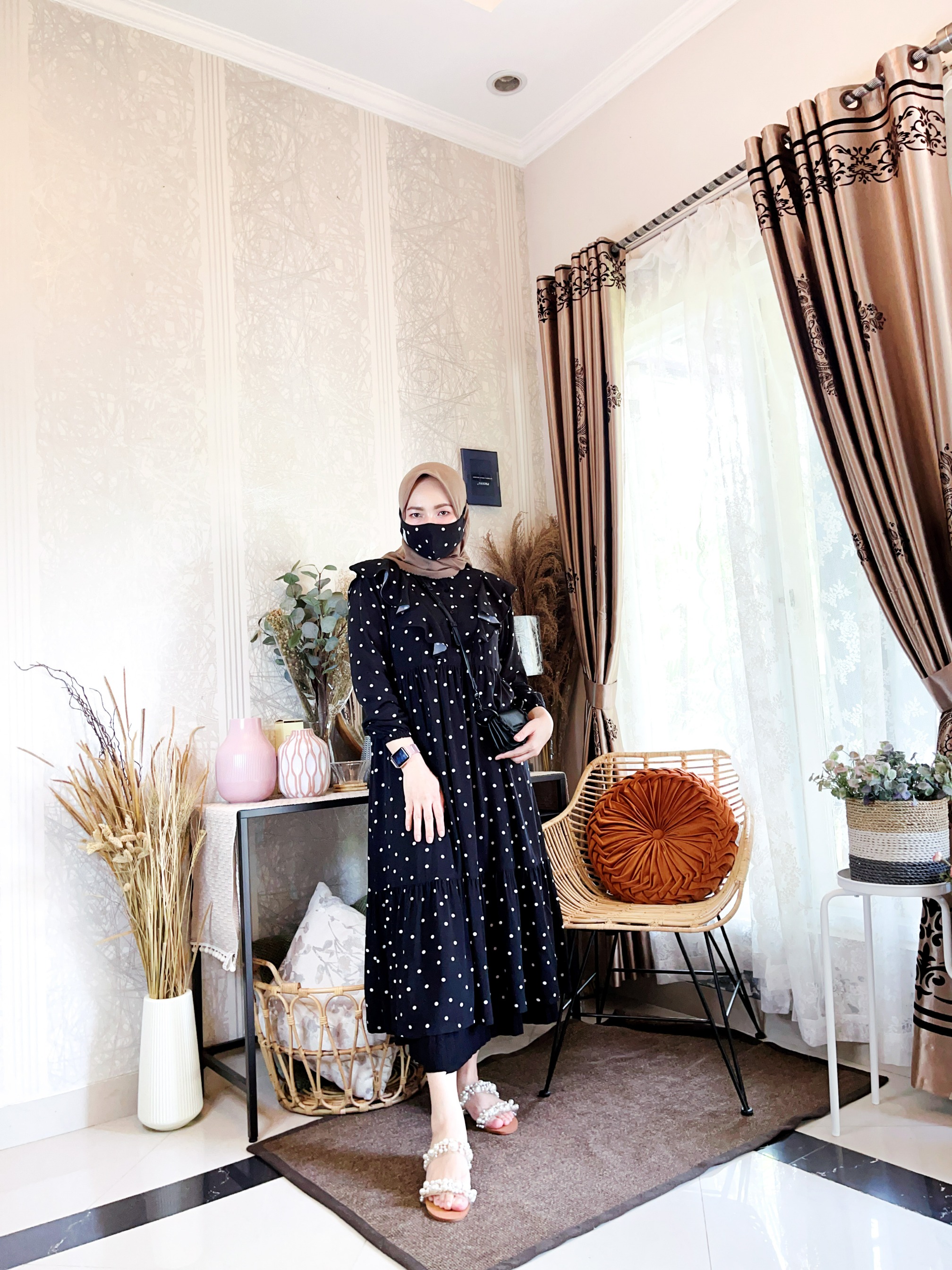 Aayana Midi Dress by Fhanza