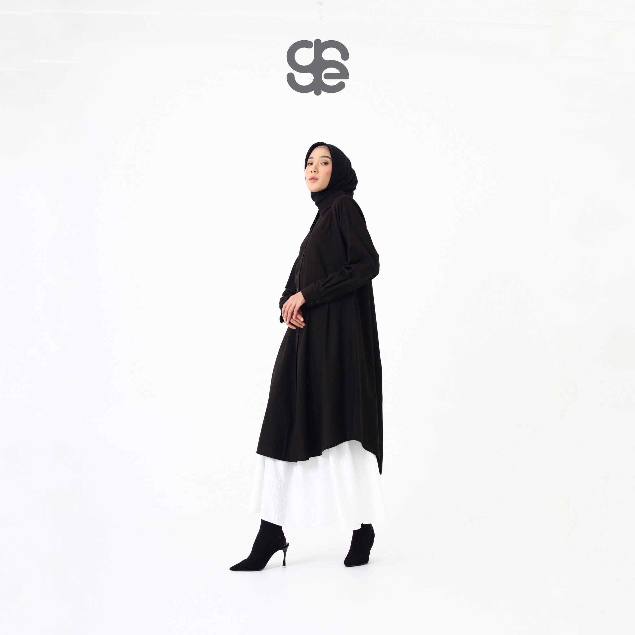 HAILA Long Shirt - Black