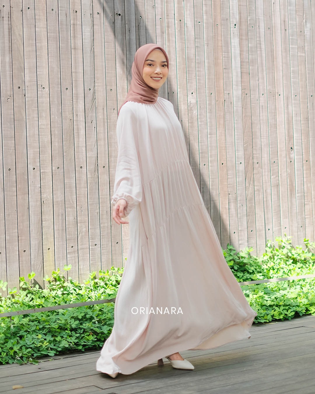 Deeba Dress - Creme
