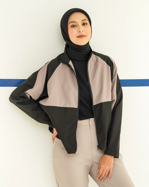 Image of ARIELLA JACKET - BLACK