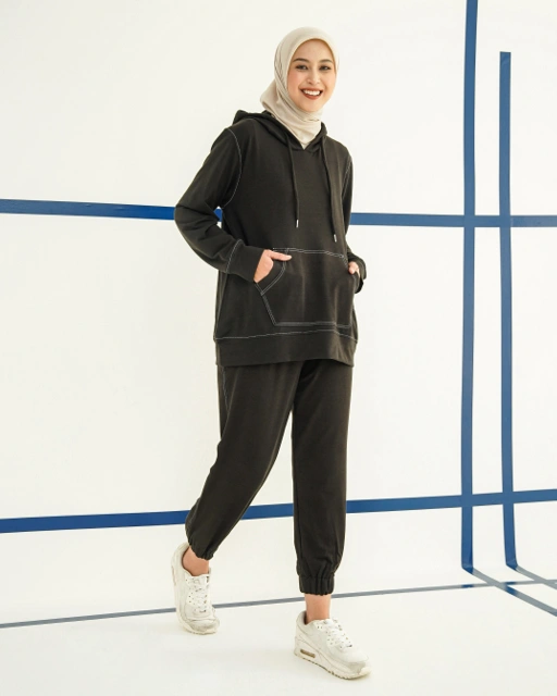 Image of DANIELLA SET - BLACK