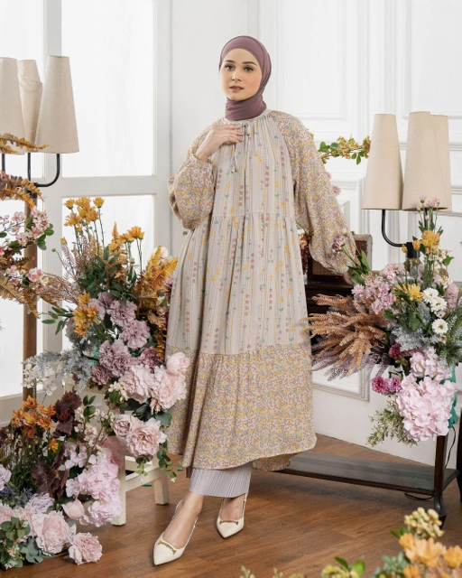 Image of GARDENIA MIDI DRESS - TAUPE