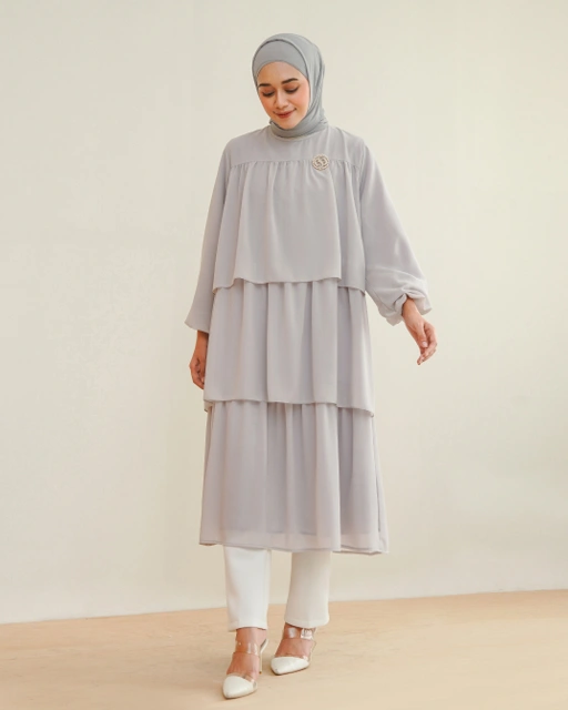 Image of RENNA MIDI DRESS - LIGHTGREY