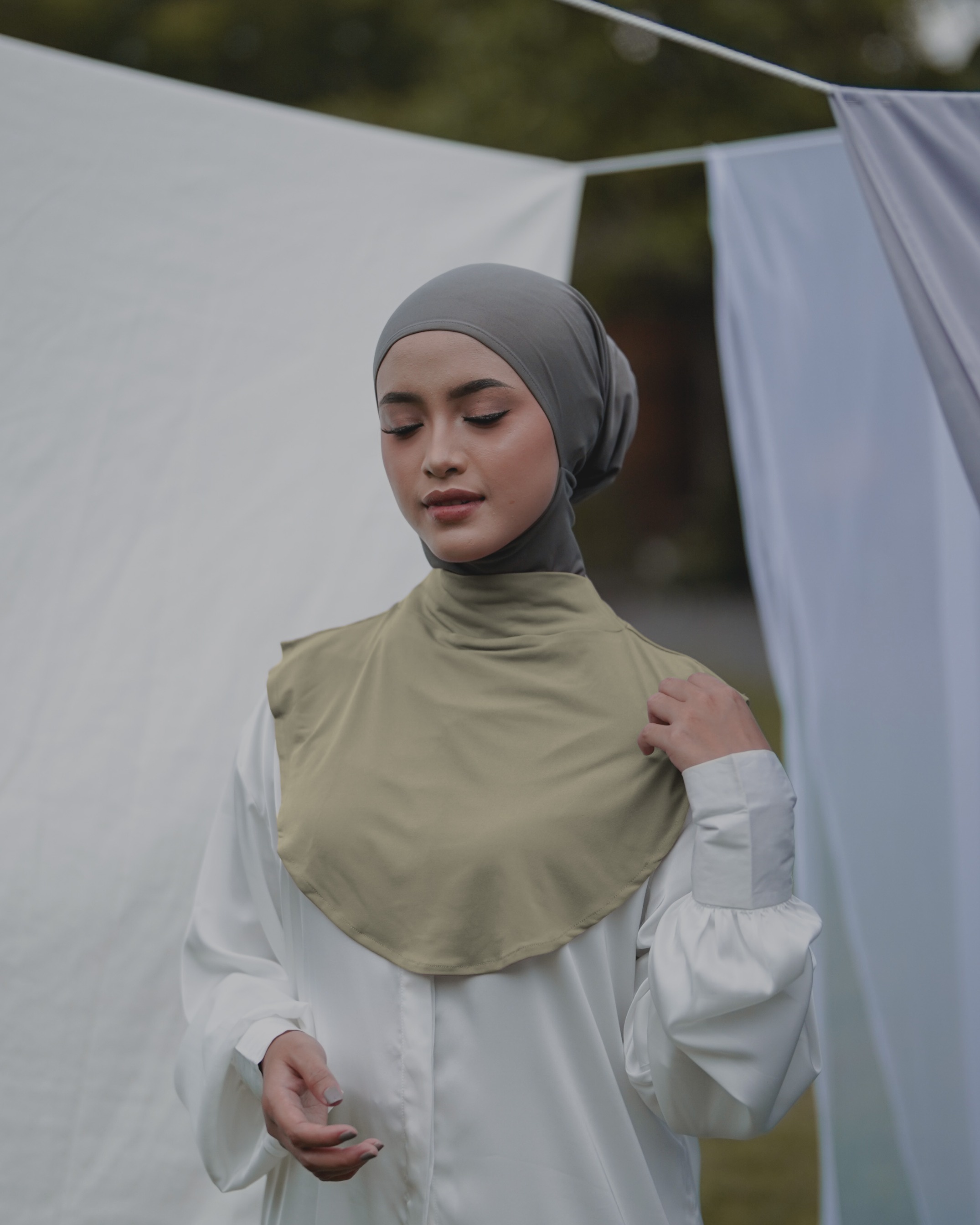 LEIYA NECK MANSET - KHAKI