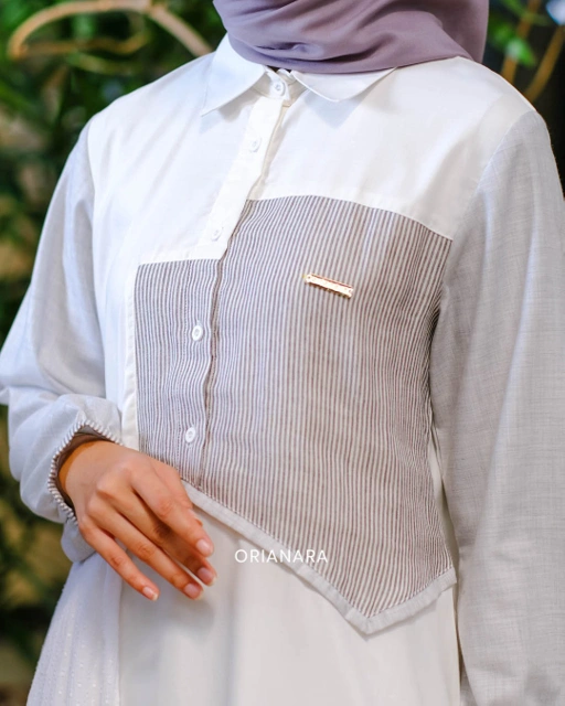 Alma Tunik - White