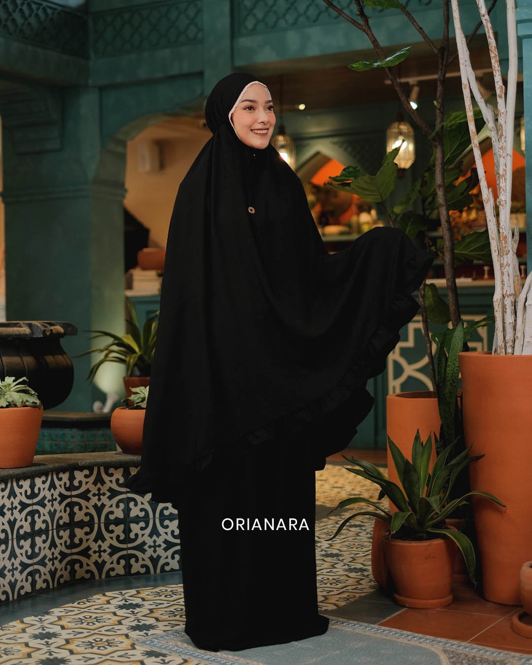 Arumi Prayer Set - Black