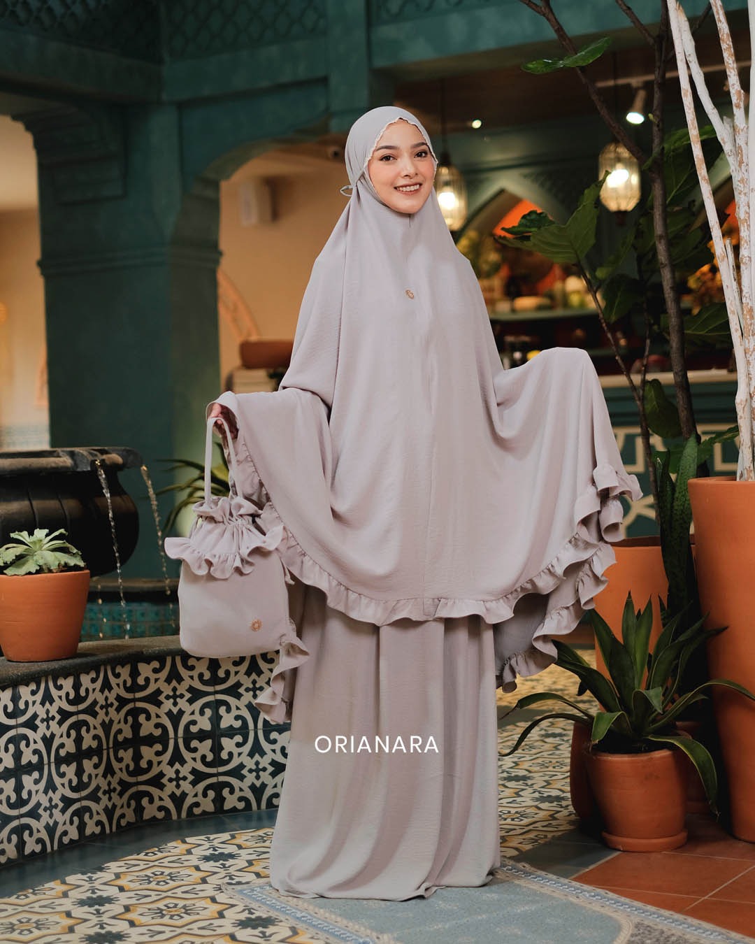 Arumi Prayer Set - Light Grey