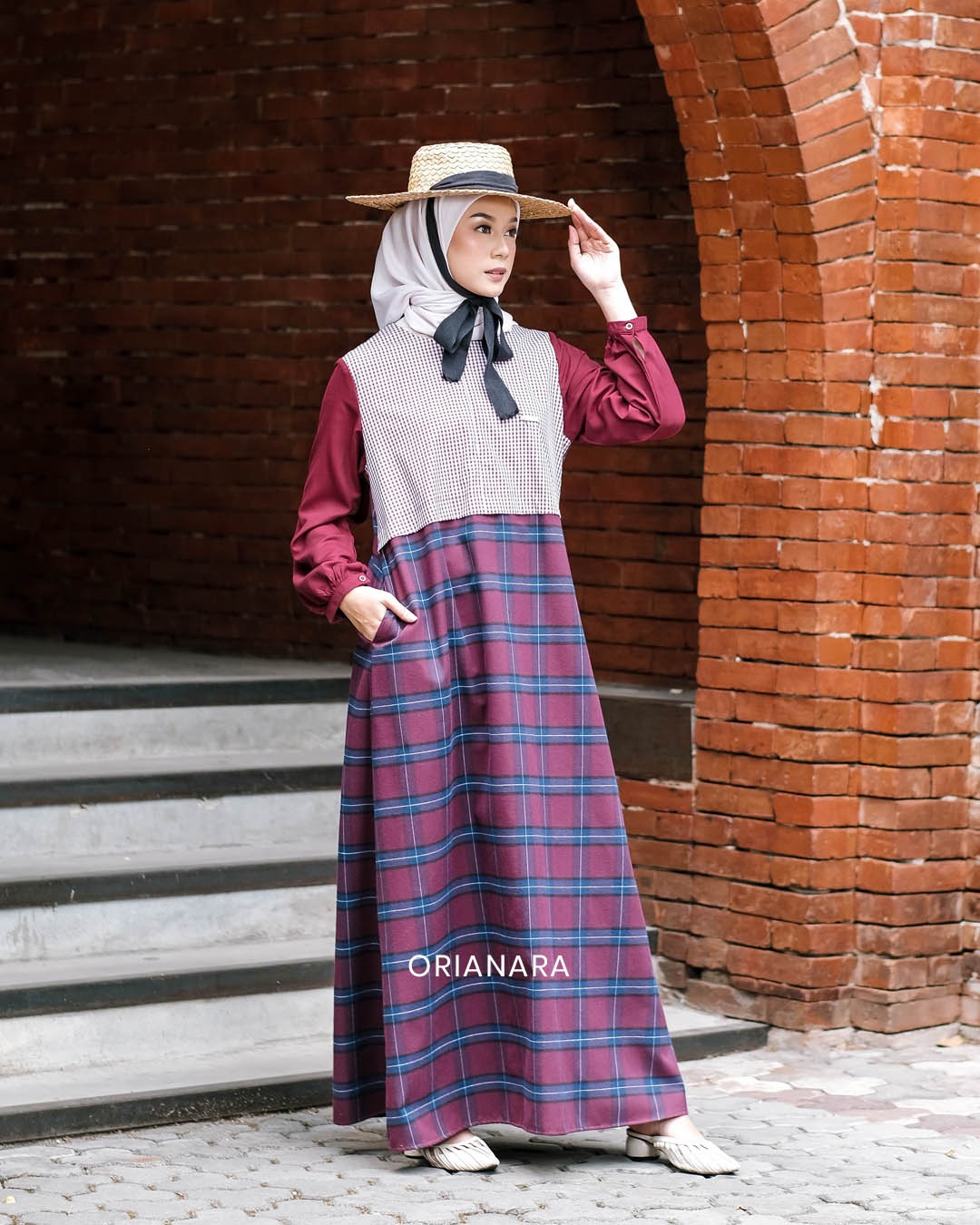 Yezi Dress - Maroon